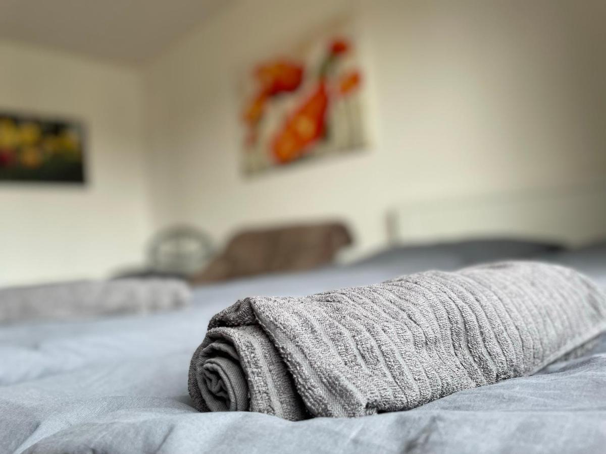 Schoene Zentrale Zimmer In Wilhelmshaven Apartment Ngoại thất bức ảnh