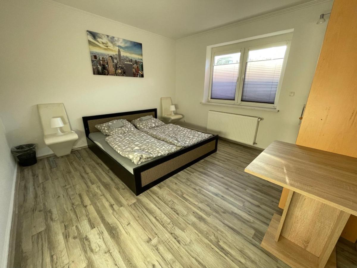 Schoene Zentrale Zimmer In Wilhelmshaven Apartment Ngoại thất bức ảnh